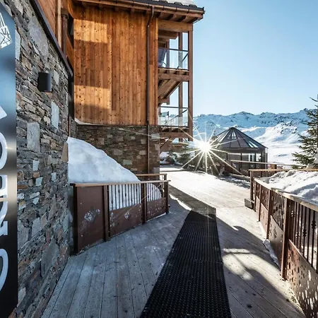 Carte Blanche Orlov Chalet